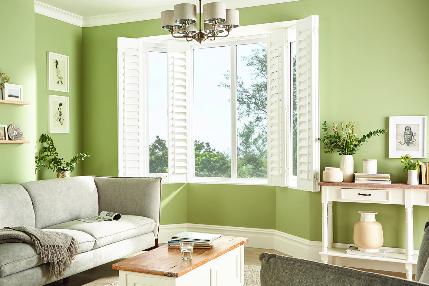 040_LL_2019_Shutters_Cotton_89mm_Moda_Multi_L_Frame_Full_Height_Bay_Liv_Main_Open3_MAIL