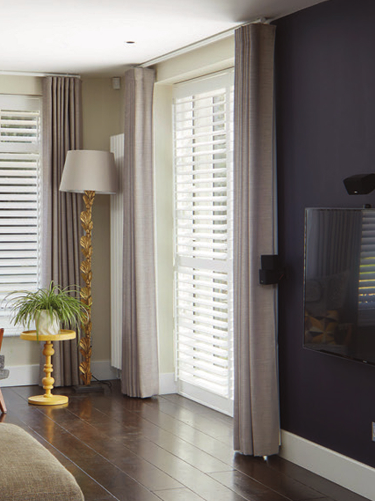 unbranded-tropical-shutters-image-011-1